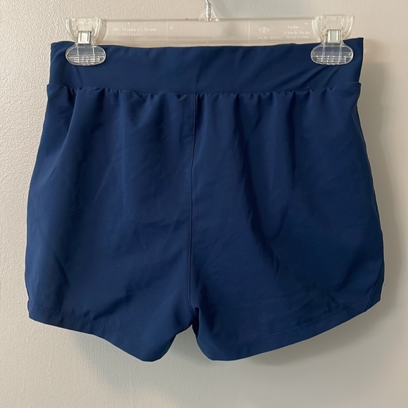 Navy Under Armor running shorts - Picture 5 of 6